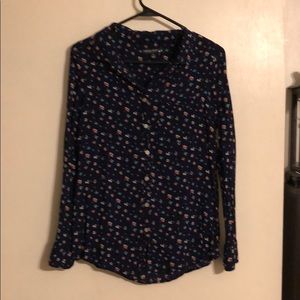 Living Doll blue floral collared shirt. Sz S